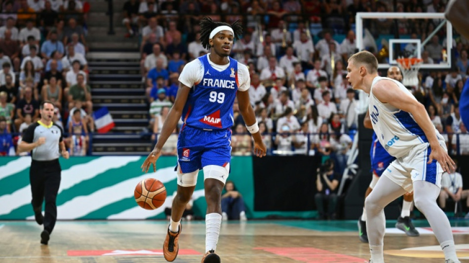 Basket: les Bleus cuisent &agrave; l'&eacute;touff&eacute;e les Finlandais