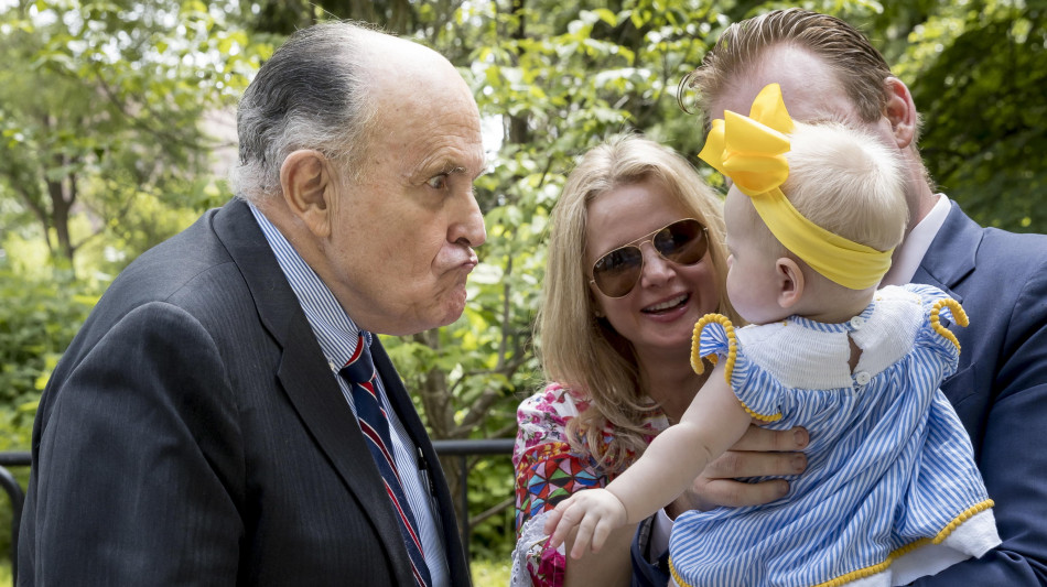 'Rudolph Giuliani ricoverato in ospedale in condizioni critiche ma stabili'