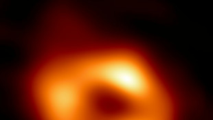 Descoberta aproxima cientistas da misteriosa fronteira dos buracos negros