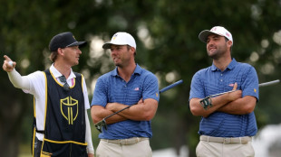Scheffler and Burns give US 3-2 Presidents Cup lead