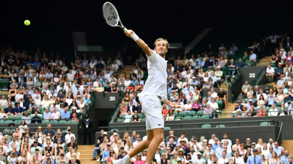 Tennis: Medvedev pr&ecirc;t &agrave; jouer &agrave; Wimbledon si les joueurs russes y sont autoris&eacute;s