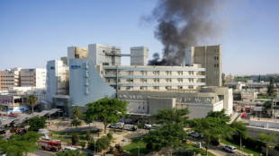 Nach iranischem Angriff auf Klinik: Israel kündigt Vergeltung an und droht Chamenei