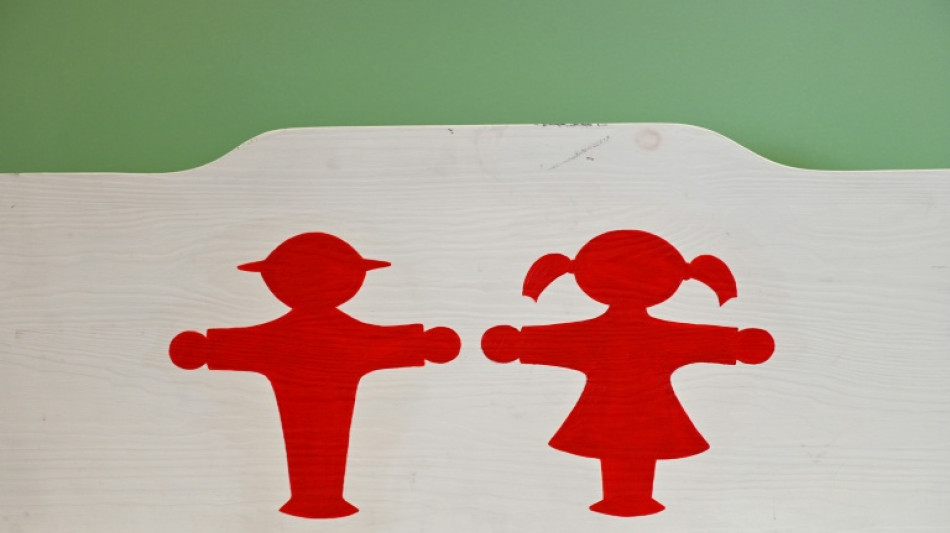 Umstrittene Geschlechts&auml;nderung: Disziplinarverfahren gegen Kommissarin zul&auml;ssig