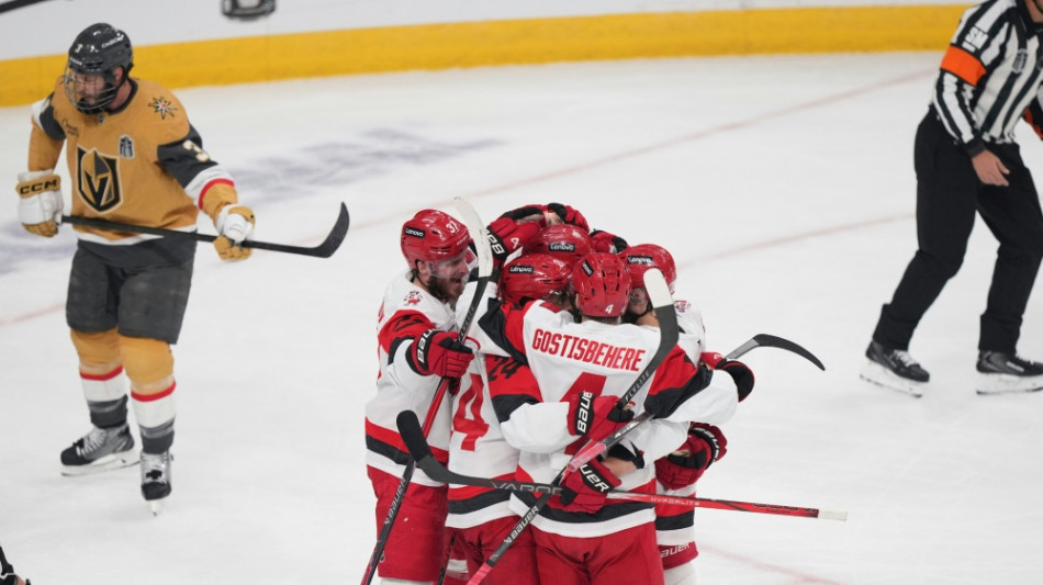 NHL: Hurricanes gleichen Finalserie erneut aus