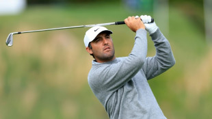No.1 Scheffler among seven to share first-round PGA lead