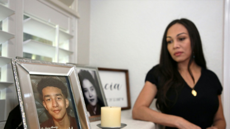 Character.AI proibirá que menores conversem com IA após suicídio de adolescente