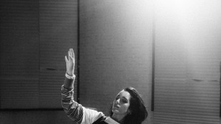 Levante, dal 19 dicembre arriva il brano Sono Blu