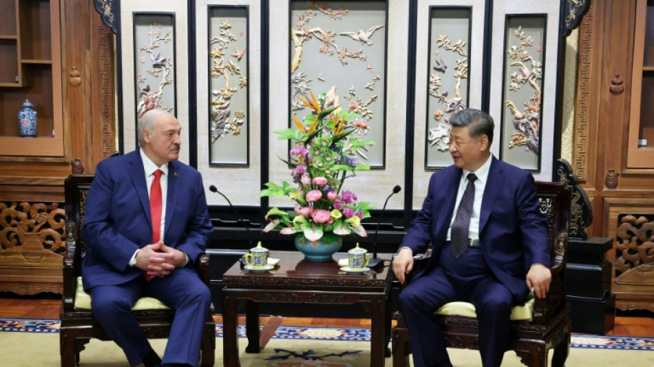 Chinas Staatschef Xi empf&auml;ngt belarussischen Machthaber Lukaschenko in Peking