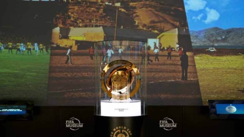 Il trofeo del Mondiale per club esposto al FIFA Museum di Zurigo