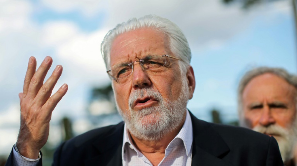 Jaques Wagner deixar&aacute; lideran&ccedil;a do governo no Senado por suspeita de corrup&ccedil;&atilde;o