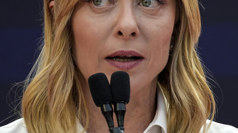 Meloni, pressione economica sulla Russia rispettando lo stato di diritto