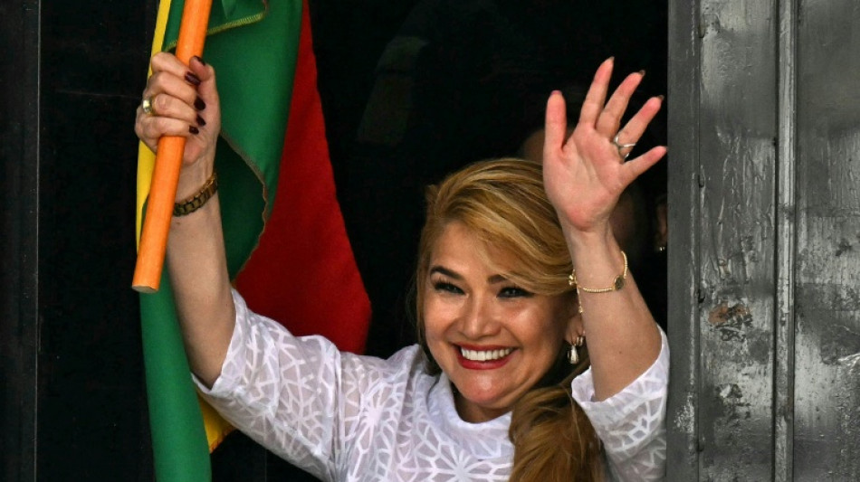 La expresidenta de Bolivia Jeanine Áñez sale de prisión tras la anulación de su condena