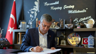 Le chef de l'opposition turque quitte son parti et fonde un nouveau mouvement