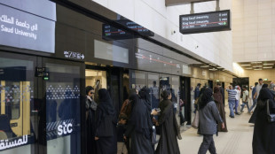 Mulheres sauditas praticam dan&ccedil;a do ventre em segredo