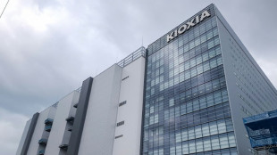 Le japonais Kioxia port&eacute; par la ru&eacute;e vers les puces pour l'intelligence artificielle