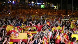 Mit Versp&auml;tung: Spaniens Siegerflieger ist gelandet