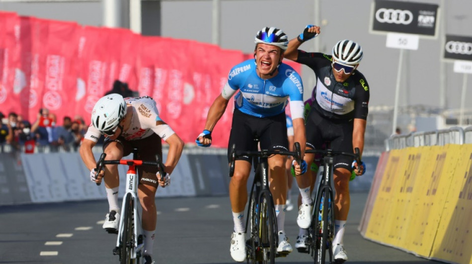 UAE Tour: le benjamin Vacek gagne la 6e &eacute;tape