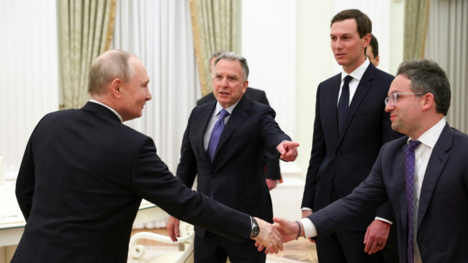 D&eacute;but des pourparlers entre Ukrainiens, Russes et Am&eacute;ricains &agrave; Abou Dhabi