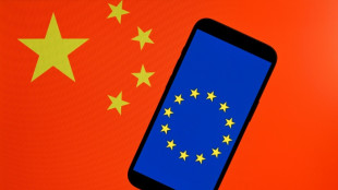 UE pede resposta 'mais contundente' ao desequil&iacute;brio comercial com a China