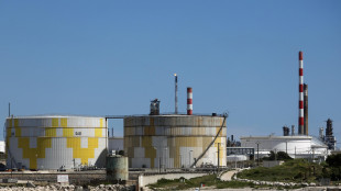 Prezzo del petrolio parte poco mosso, Wti a 101 dollari