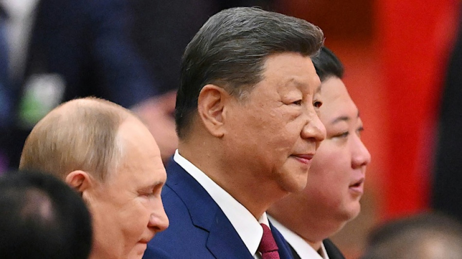 La Chine est "inarr&ecirc;table", dit le pr&eacute;sident Xi devant Poutine et Kim