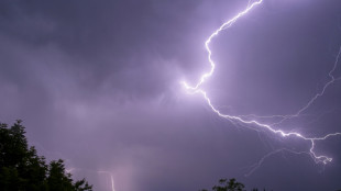 Alerte orange aux orages pour 21 d&eacute;partements du Centre-Est apr&egrave;s de premi&egrave;res chutes de gr&ecirc;le
