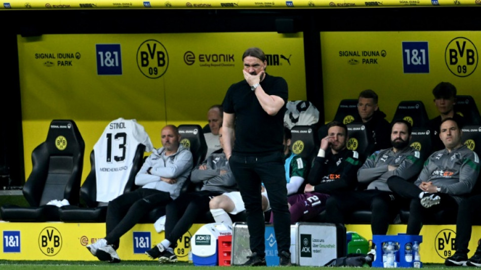 Borussia M&ouml;nchengladbach demite seu t&eacute;cnico Daniel Farke