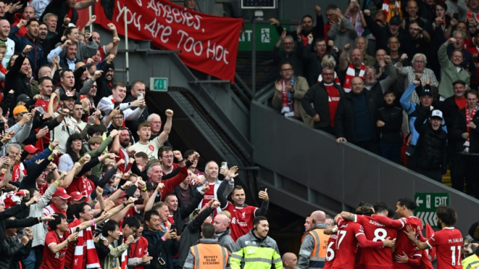 Liverpool vence West Ham e sobe para 2&ordm; no Ingl&ecirc;s; Chelsea agrava crise