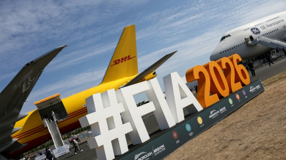 Le loueur SMBC Aviation Capital commande 100 Boeing et 100 Airbus