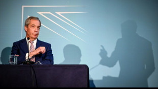 GB: rattrap&eacute; par des affaires, Nigel Farage d&eacute;missionne pour s'en remettre au vote des &eacute;lecteurs