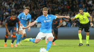 Napoli vence Inter e volta à liderança do Italiano