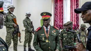 Putsch en Guin&eacute;e-Bissau: le pr&eacute;sident d&eacute;mis r&eacute;fugi&eacute; au S&eacute;n&eacute;gal, un g&eacute;n&eacute;ral le remplace