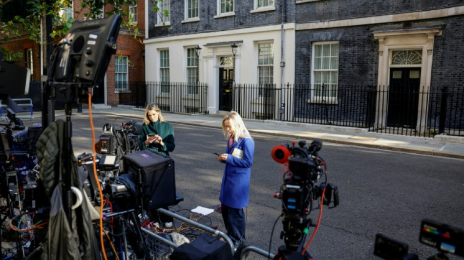 Britischer Premier Starmer will trotz lauter werdenden R&uuml;cktrittsforderungen im Amt bleiben