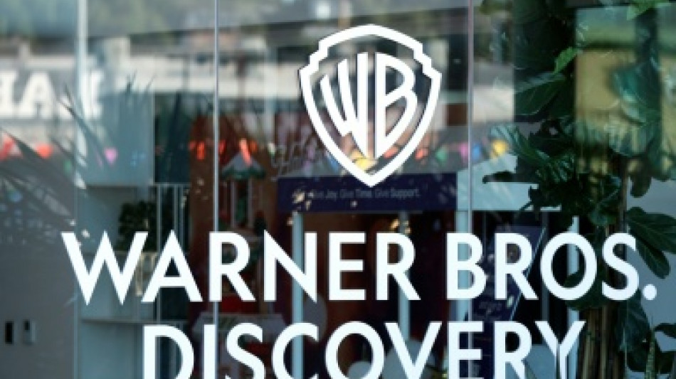 Multimillonario Larry Ellison aporta garant&iacute;a a oferta de Paramount por Warner