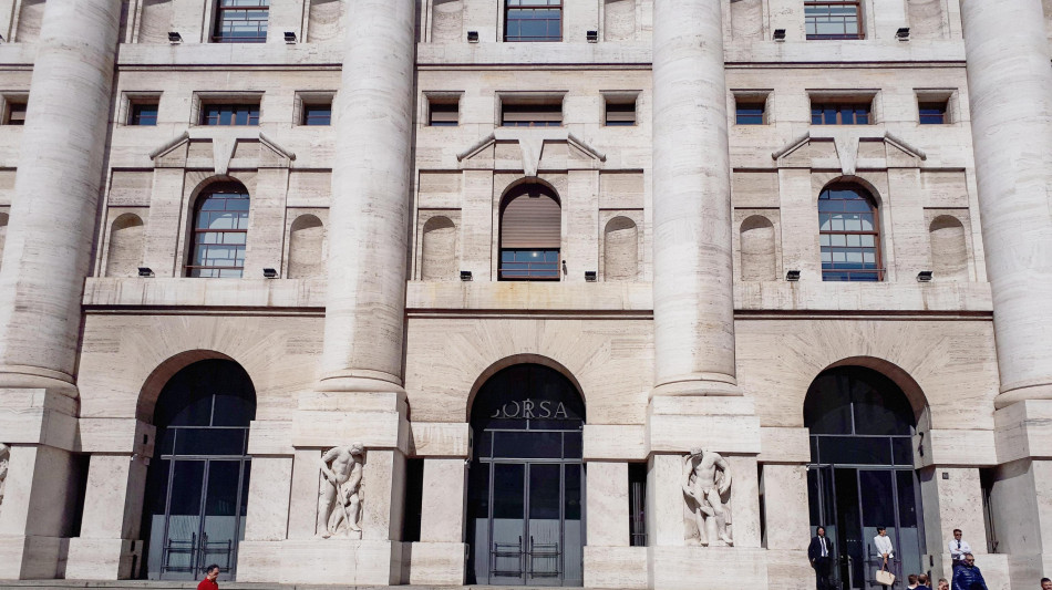 Borsa: Milano chiude in calo, Ftse Mib -1,21%