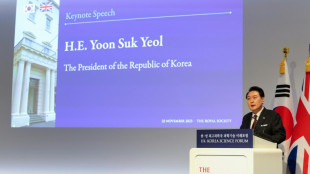 Reino Unido y Corea del Sur firman acuerdo econ&oacute;mico y militar