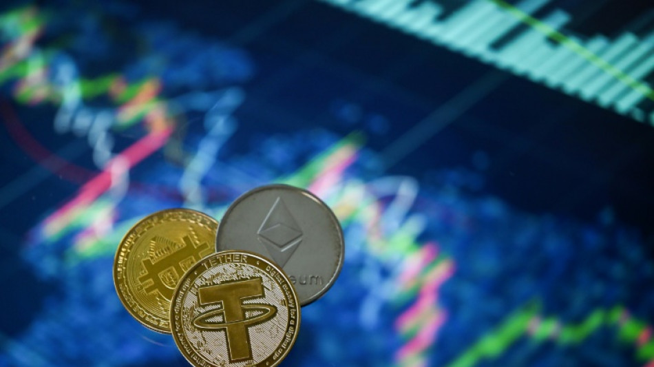 El bitc&oacute;in cae a menos de USD 20.000
 