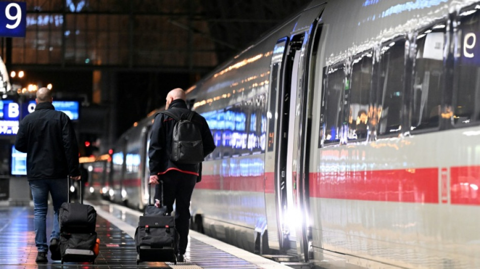 Zeitig buchen und Sitz reservieren: Hohe Nachfrage nach Bahntickets rund ums Fest