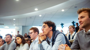 EUA emite 20% menos vistos de estudante em relação ao ano passado