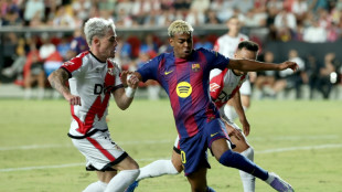 Bar&ccedil;a e Villarreal trope&ccedil;am; Athletic Bilbao vence e iguala Real Madrid