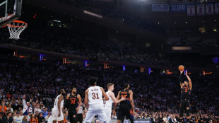 Second-half surge carries Knicks past Cavs for 2-0 NBA East lead