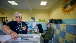 Achte Wahl in f&uuml;nf Jahren: Ex-Pr&auml;sident Radew Favorit bei Parlamentswahl in Bulgarien