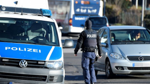 Regierung rechnet mit Verl&auml;ngerung der Grenzkontrollen 