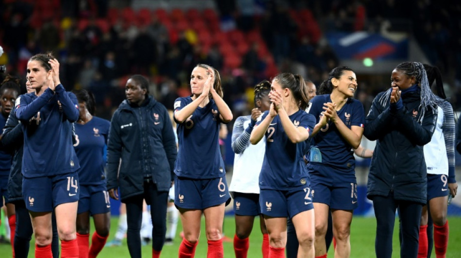 Grand-huit pour les Bleues, qualifi&eacute;es pour le Mondial-2023