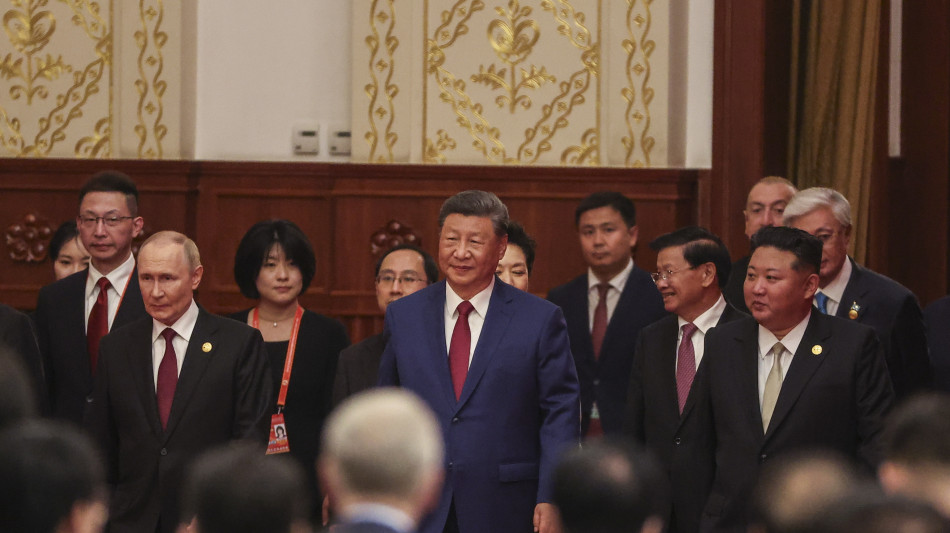 Xi, 'mai tornare alla legge della giungla a danno deboli'