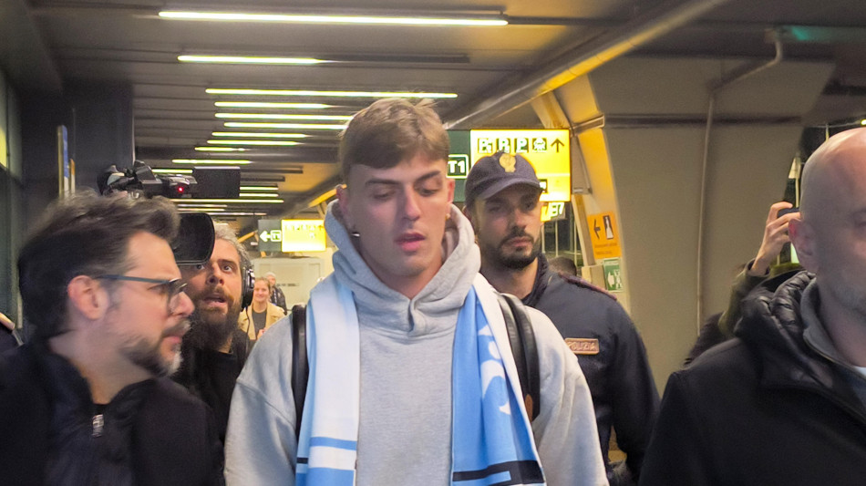 Calcio: visite mediche per Maldini, poi la firma con la Lazio (2)