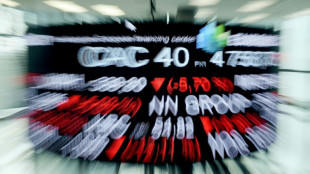 Budget: la Bourse de Paris en net recul, les banques souffrent