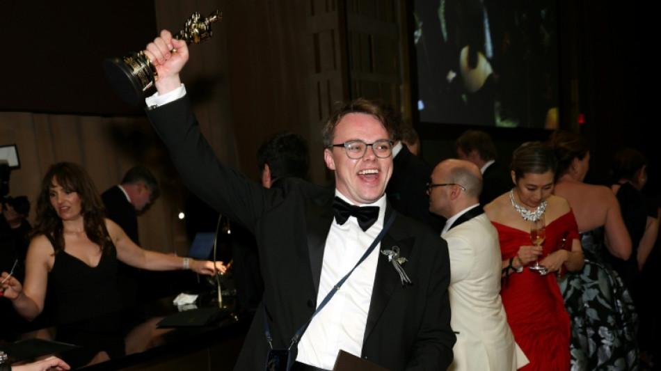 Lufthansa apologises for lost Oscar after US airport security row