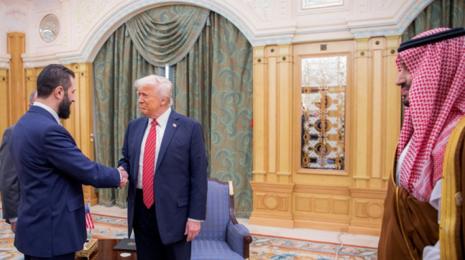 Trump re&ccedil;oit le pr&eacute;sident syrien, une rencontre historique et discr&egrave;te