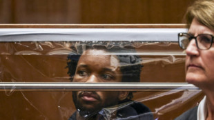Corpo encontrado no carro do cantor D4vd era 'irreconhec&iacute;vel', diz testemunha